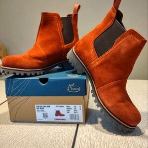 Chaco Fields Chelsea Boot Rust Suede 7.5